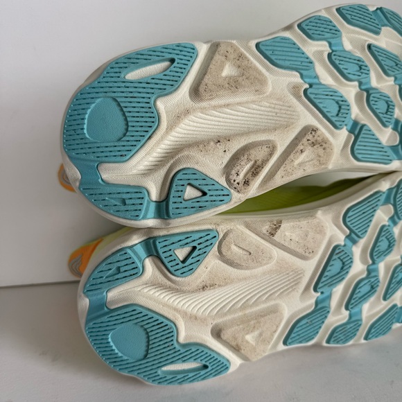 HOKA Women’s CLIFTON 9 Size 12B Neon Green Highlighter Lettuce Solar Flare - Picture 11 of 13